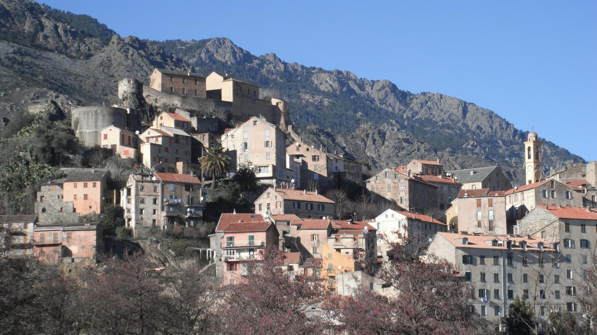 L'Attrachju Panzió Corte  Kültér fotó